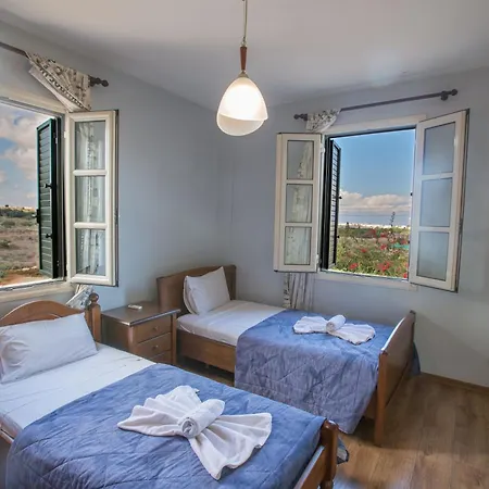Tatil Evi Ferienvilla Jo Fuer 10 Personen In Paralini